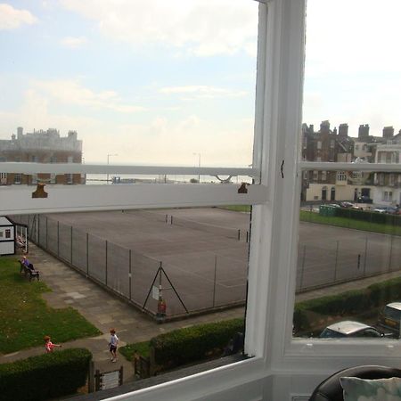 Spencer Court Hotel Ramsgate Bagian luar foto